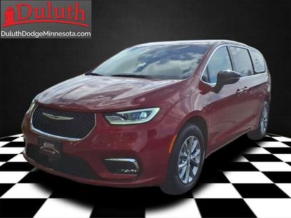 New 2026 Chrysler Pacifica Select