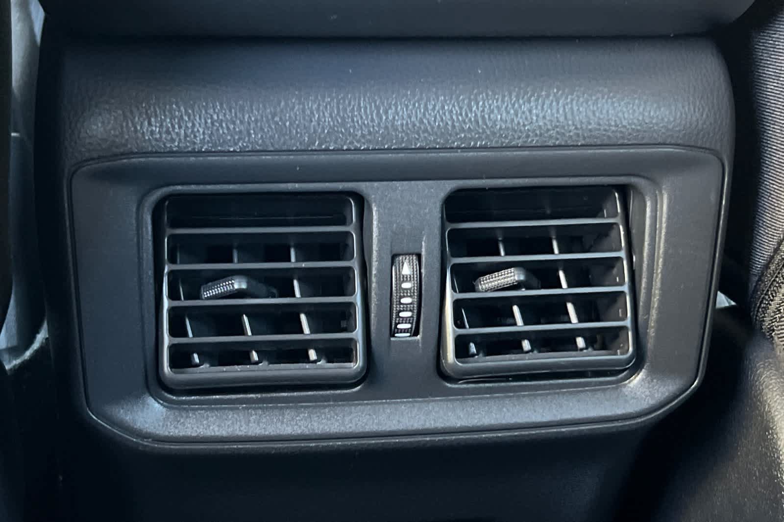 Certified 2022 Toyota RAV4 XLE AWD/4WD image 14