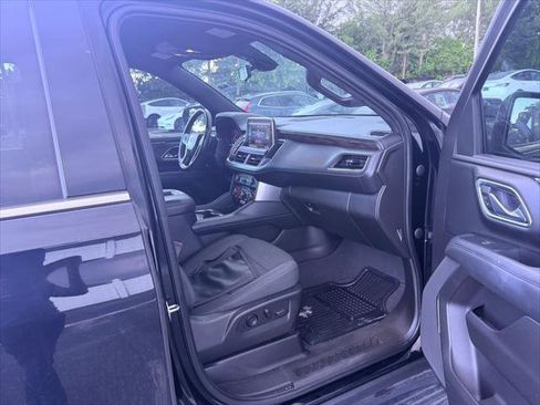 Used 2021 Chevrolet Suburban LS RWD image 26