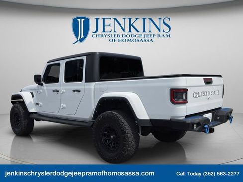 Used 2021 Jeep Gladiator Sport AWD/4WD image 7