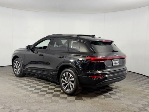Used 2025 Audi Q6 e-tron Premium w/ Convenience Package AWD/4WD image 10