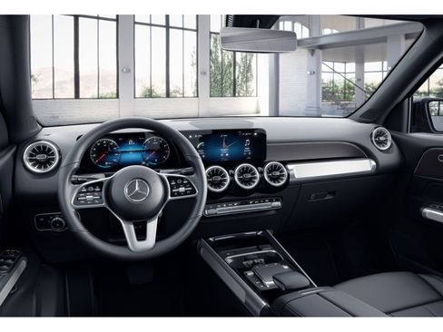 Certified 2023 Mercedes-Benz GLB 250 4MATIC image 3
