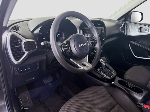 Used 2023 Kia Soul LX w/ Option Group 015 FWD image 22