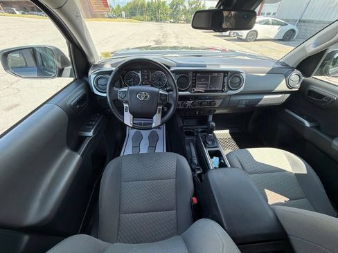 Used 2023 Toyota Tacoma SR5 w/ SX Package AWD/4WD image 16
