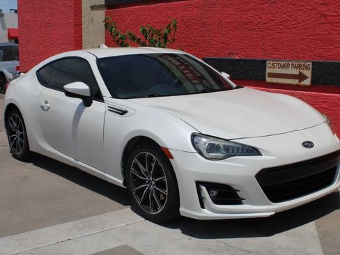 Used 2017 Subaru BRZ Limited w/ Popular Package #2 RWD image 3