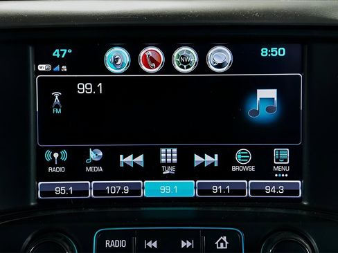 Used 2018 Chevrolet Silverado 1500 LT w/ All Star Edition image 37