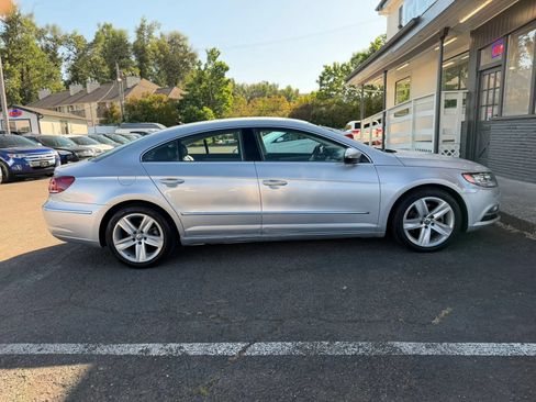 Used 2013 Volkswagen CC Sport FWD image 8