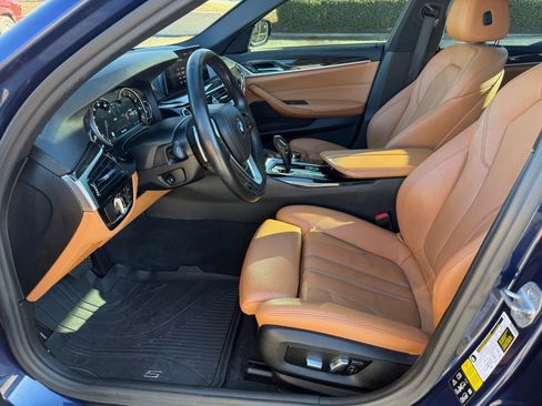 Used 2019 BMW 540i xDrive w/ Convenience Package image 17