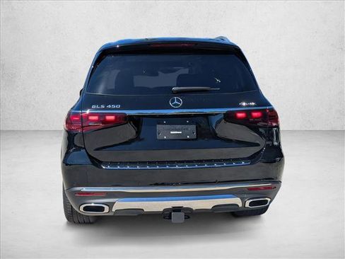 New 2026 Mercedes-Benz GLS 450 4MATIC image 7
