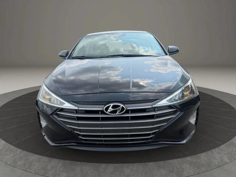 Used 2020 Hyundai Elantra SEL w/ Cargo Package (C1) FWD image 2