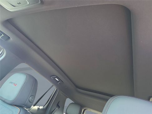 New 2026 GMC Terrain AT4 w/ Convenience Package III AWD/4WD image 26