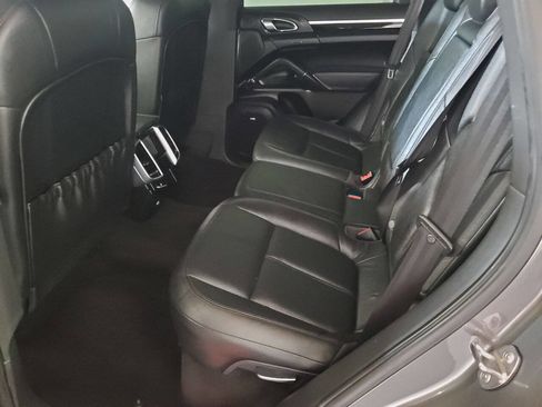 Used 2012 Porsche Cayenne image 12