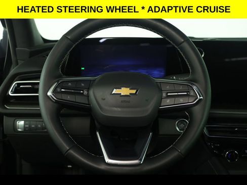 Used 2025 Chevrolet Traverse LT AWD/4WD image 6