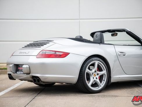 Used 2006 Porsche 911 Carrera S image 47