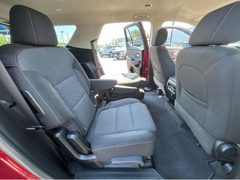 Used 2020 Chevrolet Traverse LT AWD/4WD image 7