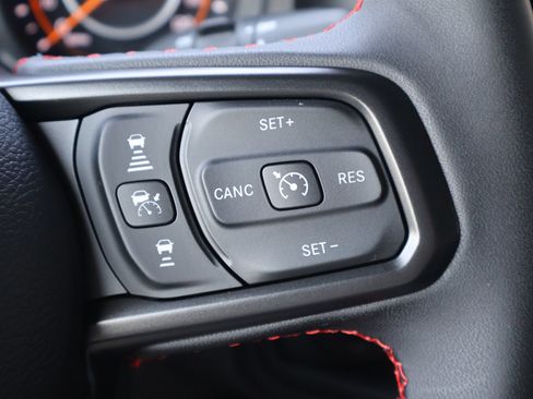 Used 2024 Jeep Wrangler Unlimited Rubicon w/ Capability Package AWD/4WD image 16