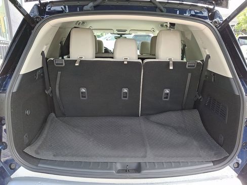 Certified 2025 Nissan Pathfinder SL AWD/4WD image 31