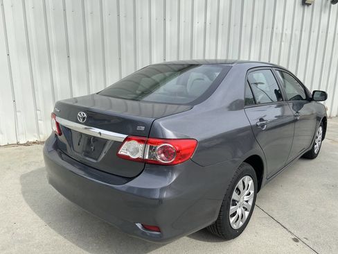 Used 2012 Toyota Corolla LE image 3