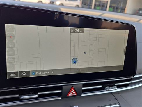 New 2025 Hyundai Elantra SEL image 12