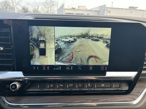 Used 2025 GMC Sierra 2500 SLT w/ SLT Premium Package image 23