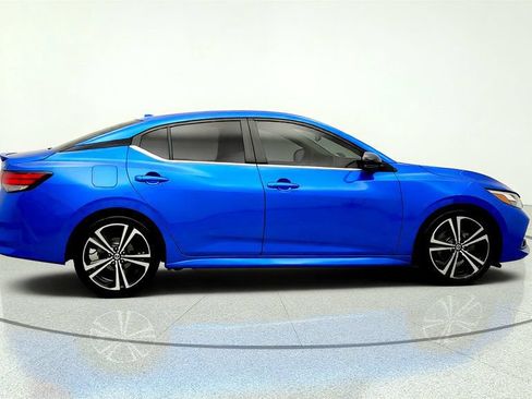 Used 2020 Nissan Sentra SR FWD image 4