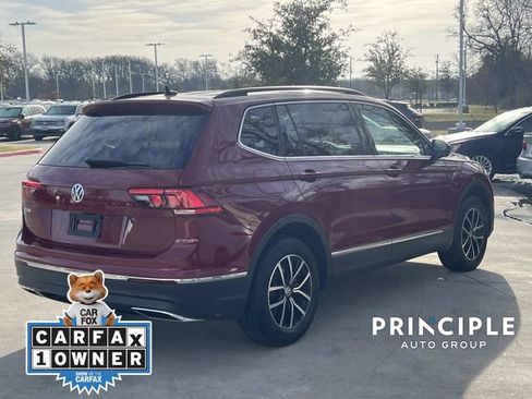 Certified 2021 Volkswagen Tiguan SE image 10