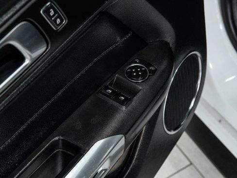 Used 2018 Ford Mustang GT Premium w/ Black Accent Package RWD image 35