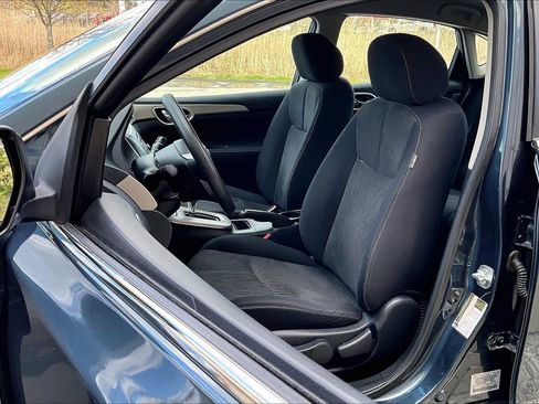 Used 2014 Nissan Sentra SV FWD image 9