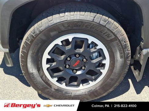 Used 2025 Toyota 4Runner TRD Off-Road AWD/4WD image 10