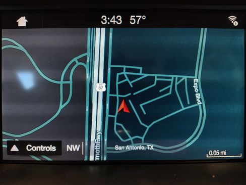 Used 2018 Ford Escape SEL image 4