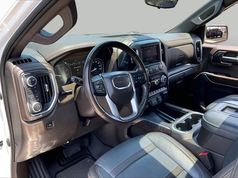 Used 2021 GMC Sierra 1500 Denali w/ Denali Ultimate Package AWD/4WD image 17