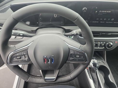 New 2026 Buick Envista Sport Touring w/ Convenience I Package FWD image 10