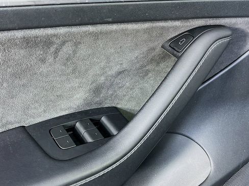 Used 2023 Tesla Model 3 Standard Range RWD image 21