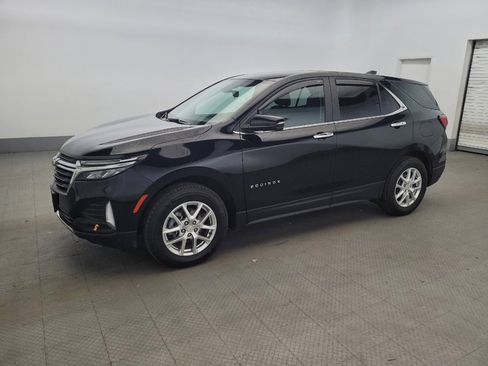 Used 2022 Chevrolet Equinox LT AWD/4WD image 2