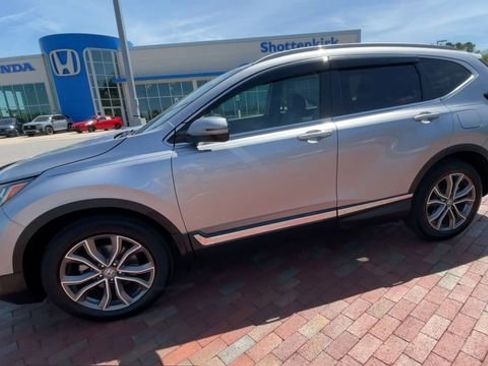 Used 2022 Honda CR-V Touring image 6