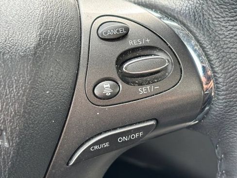 Used 2020 Nissan Murano SL w/ Moonroof Package AWD/4WD image 15