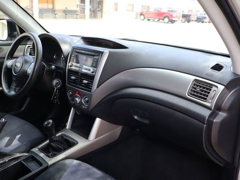 Used 2010 Subaru Forester 2.5X Premium image 17