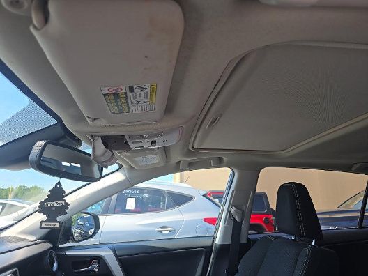 Used 2016 Toyota RAV4 XLE w/ Convenience Package FWD image 9