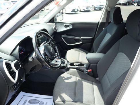 Used 2020 Kia Soul X-Line FWD image 10