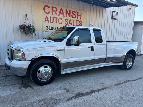 Used 2007 Ford F350 Lariat RWD image 5
