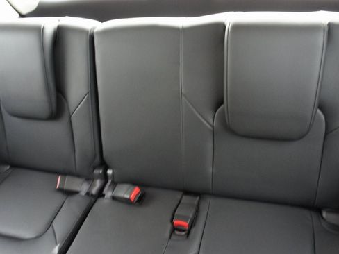 Certified 2024 Nissan Armada Platinum w/ Cargo Package image 31