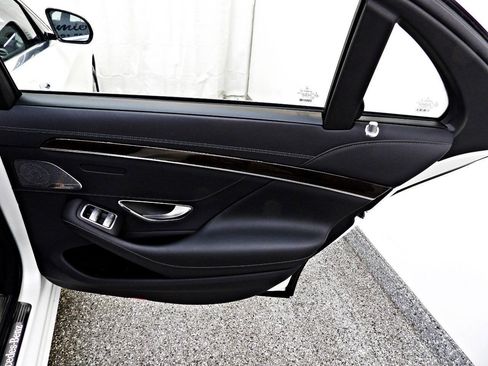Used 2020 Mercedes-Benz S 450 4MATIC Sedan image 12