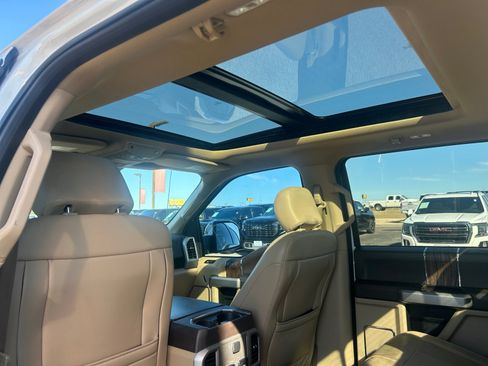 Used 2020 Ford F150 Lariat image 19