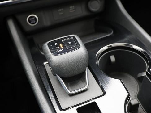 Used 2023 Nissan Rogue SV w/ SV Premium B Package image 23