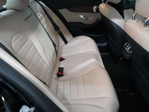 Used 2021 Mercedes-Benz C 300 4MATIC Sedan image 29