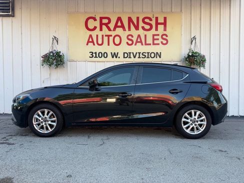 Used 2016 MAZDA MAZDA3 i Grand Touring FWD image 6
