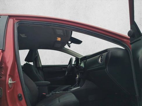 Used 2019 Toyota Corolla LE image 15