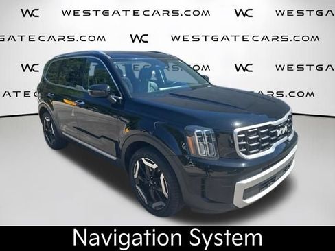Certified 2025 Kia Telluride S FWD image 4
