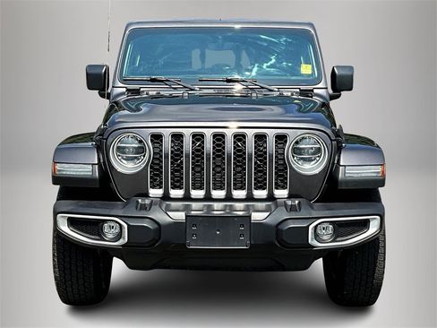 Used 2021 Jeep Gladiator Overland image 3