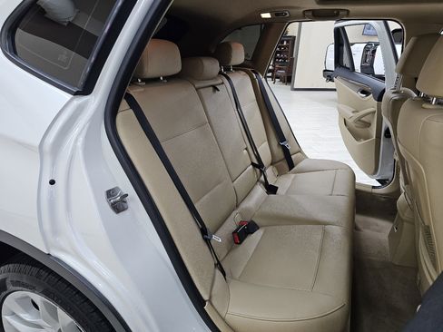 Used 2015 BMW X1 xDrive28i image 25